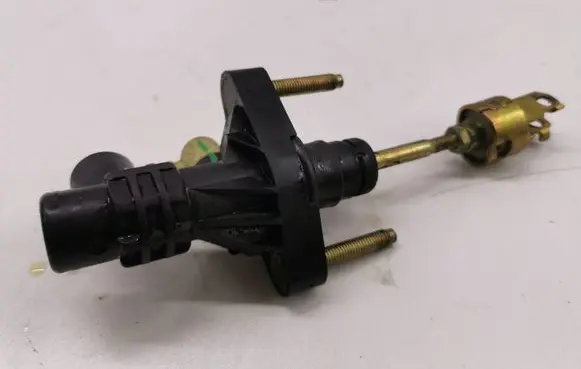 Clutch master cylinder