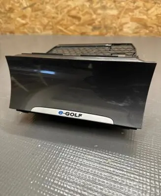 Volkswagen e-Golf Car ashtray 5G1863391