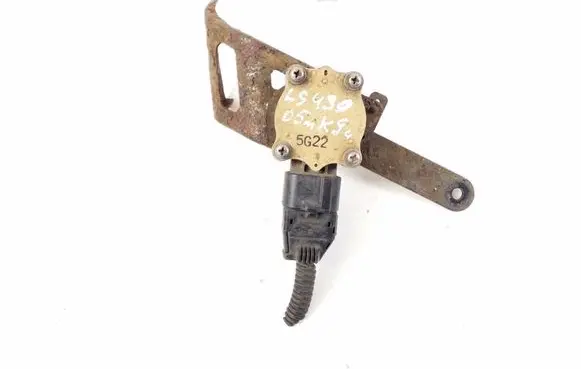 Lexus LS 430 Rear air suspension level height sensor 