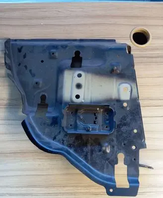 Porsche Panamera (970) Fender mounting bracket 970503031