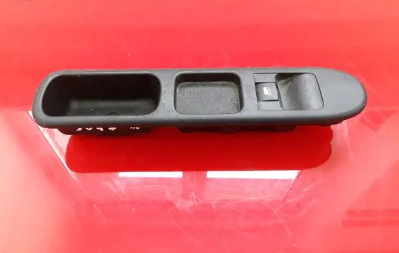 Peugeot 307 Electric window control switch 96351625XT