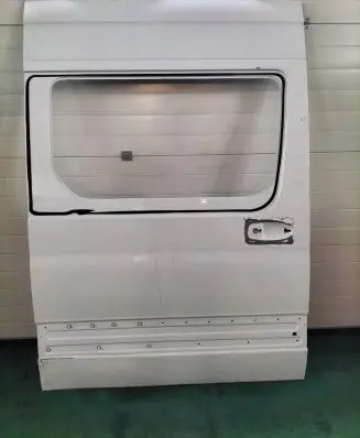 Mercedes-Benz Sprinter W907 W910 Side sliding door 