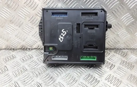 Renault Zoe Fuse module 284b12059r