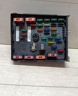 Volkswagen PASSAT B8 Fuse module 3C0937125A 63595743