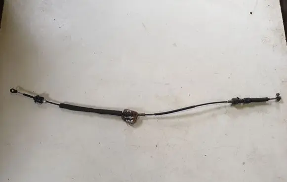 Mitsubishi Outlander Gear shift cable linkage 