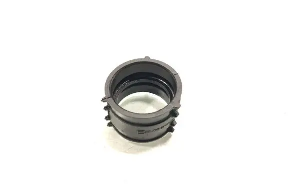 Volkswagen PASSAT B5.5 Intercooler hose/pipe 06B133299