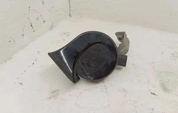 Volkswagen Beetle A5 Horn signal 5C0951223A 9181196009