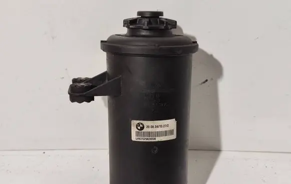 BMW 5 E60 E61 Power steering fluid tank/reservoir 10617211 32416782538 32416752963