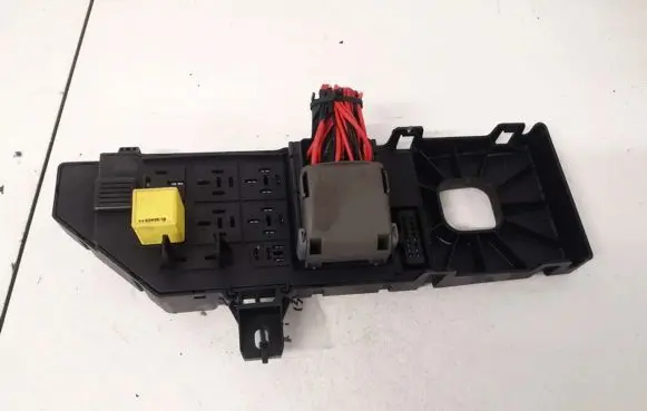 Opel Signum Fuse box set 13181984 518777206