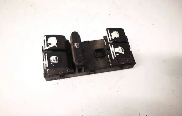 Volkswagen Golf VI Electric window control switch 1K4959857
