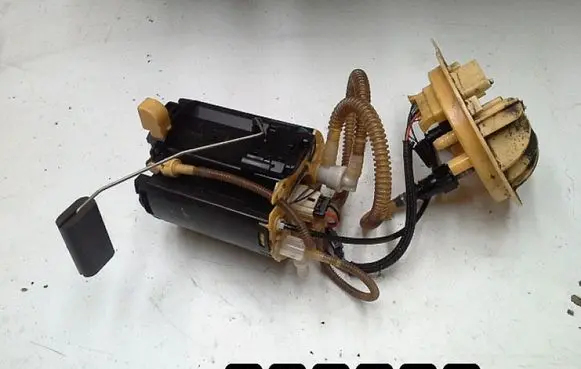 Land Rover Discovery 4 - LR4 Fuel injection high pressure pump ah229039ba