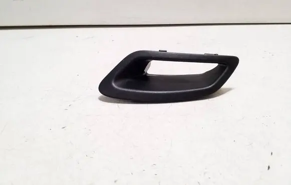 Audi TT TTS RS Mk3 8S Seat belt trim 8S8867287