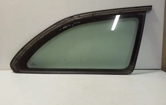 Skoda Octavia Mk2 (1Z) Rear side window E643R00048