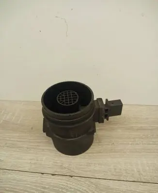 BMW 1 E82 E88 Mass air flow meter 7788743 0281002567 21822120