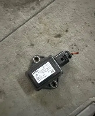 Audi A6 S6 C6 4F ESP acceleration yaw rate sensor 1E0907637 0265005278 5004137