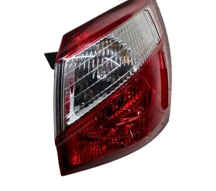 Nissan Qashqai Rear/tail lights LAMPAPTJ10