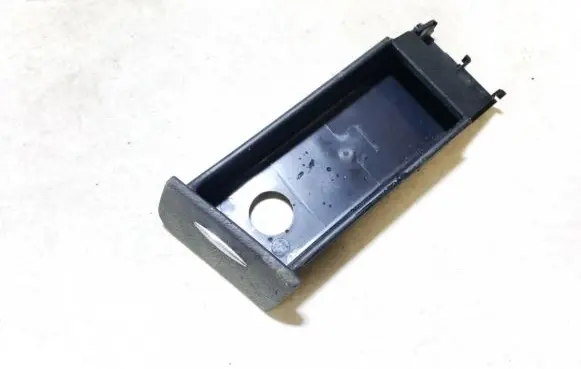 Mercedes-Benz E W211 Car ashtray