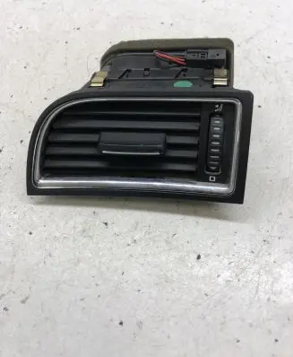 Skoda Superb B6 (3T) Dashboard side air vent grill/cover trim 3T0819701