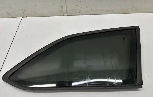Skoda Octavia Mk3 (5E) Rear side window