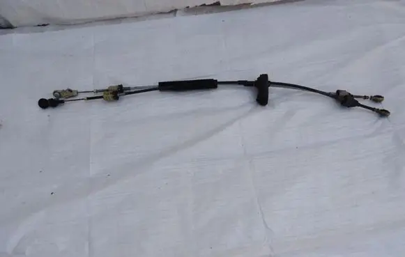 Opel Zafira C Gear shift cable linkage 55489208