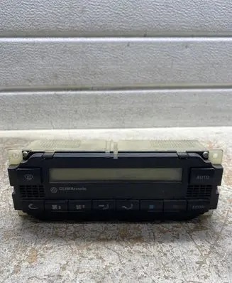 Volkswagen PASSAT B7 USA Climate control unit 3B1907044A