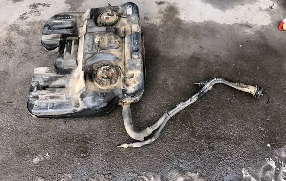 Hyundai Santa Fe Fuel tank 