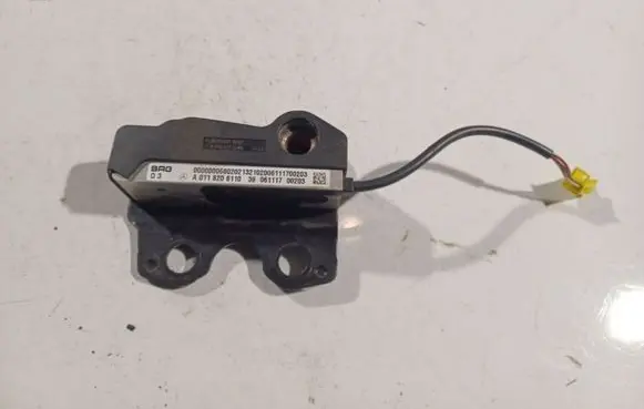 Mercedes-Benz R W251 Sensor A0118206110
