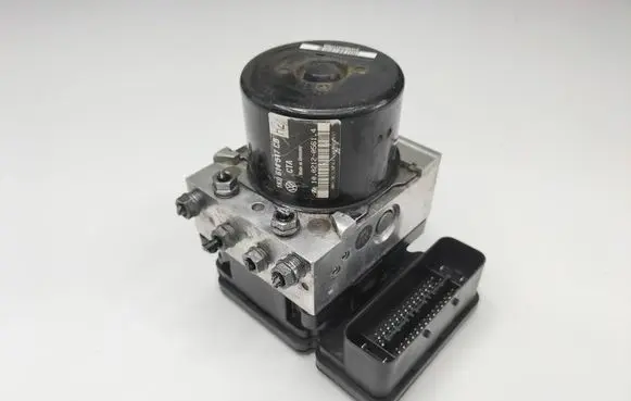 Volkswagen Golf VI ABS Pump 1K0614517CB 1K0907379AT 10021205614