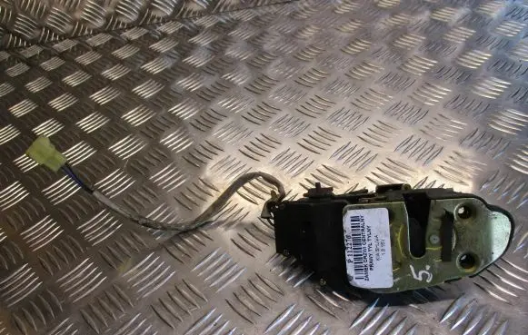 KIA Shuma Rear door lock