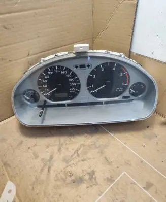 Mitsubishi Space Star Speedometer (instrument cluster) MR915219 2573400010