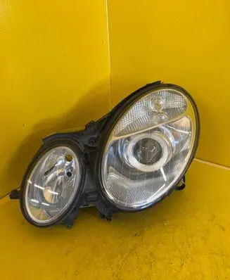 Mercedes-Benz E W211 Headlight/headlamp A2118201361KZ