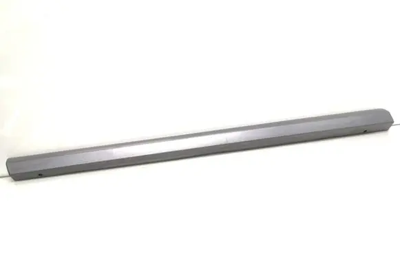 Volvo V70 Front door trim (molding) 30791065 39885584