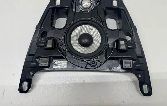 BMW 5 G30 G31 G38 Dash center speaker frame 9396947 31052017 9279632