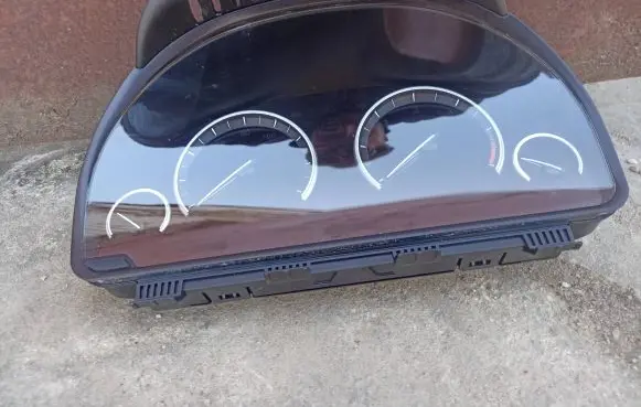 BMW 5 F10 F11 Speedometer (instrument cluster) 9363248 17388410 0263726161