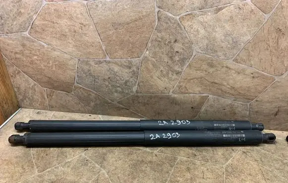 BMW 2 F46 Tailgate/trunk strut/damper 744501703 7445017