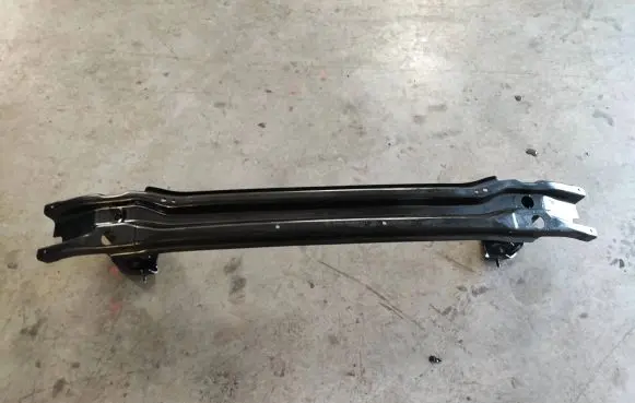 BMW 4 G22 G23 G24 G26 Rear bumper cross member 8737073