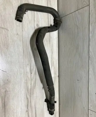 Mercedes-Benz B W246 W242 Engine coolant pipe/hose A6518304596
