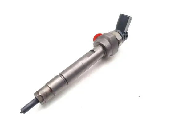 BMW 5 F10 F11 Fuel injector 7810702 0445110478