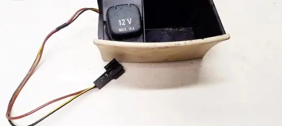 Car ashtray