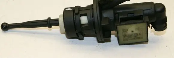 Skoda Octavia Mk2 (1Z) Clutch master cylinder 1K0721388L