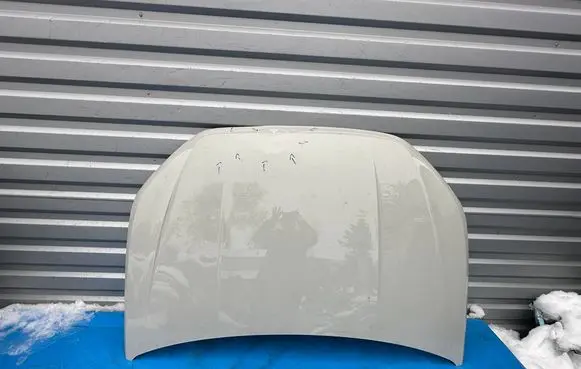 Volkswagen Taigo Engine bonnet/hood 