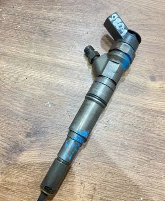 BMW 3 E90 E91 Fuel injector 0445110216 7793836