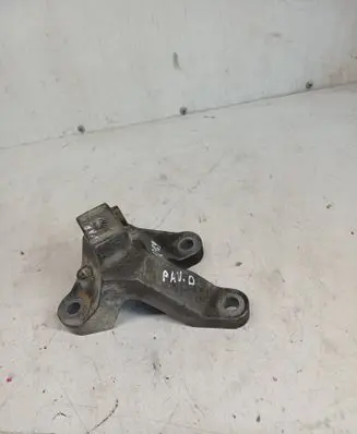Mazda 5 Gearbox mounting bracket 