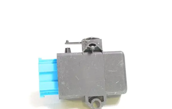 Volkswagen Transporter - Caravelle T6 Seat heating relay 5K0959772A