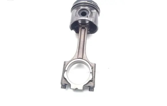 Volvo XC90 Piston with connecting rod D5244T4