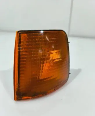 Volkswagen PASSAT B3 Front indicator light 357953049