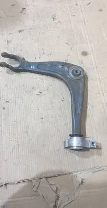 Citroen C5 Front lower control arm/wishbone