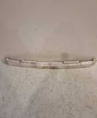 Front bumper foam support bar