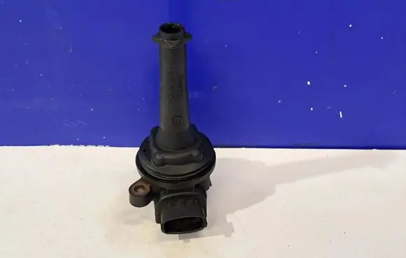 Volvo S60 High voltage ignition coil 30713416 0221604001