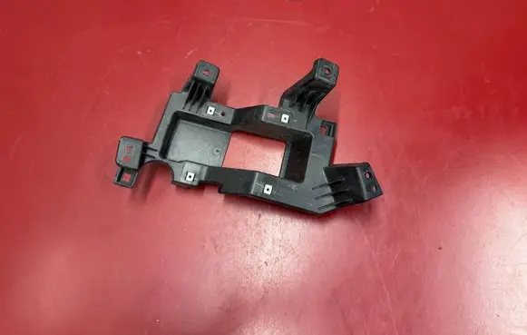 Chrysler Pacifica Fog light bracket 68445693AA